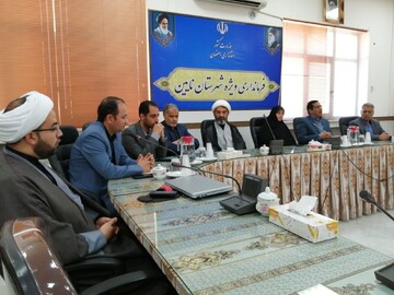 اعطای زمین به ۱۰۰ خانواده واجد شرایط طرح جوانی جمعیت در نائین