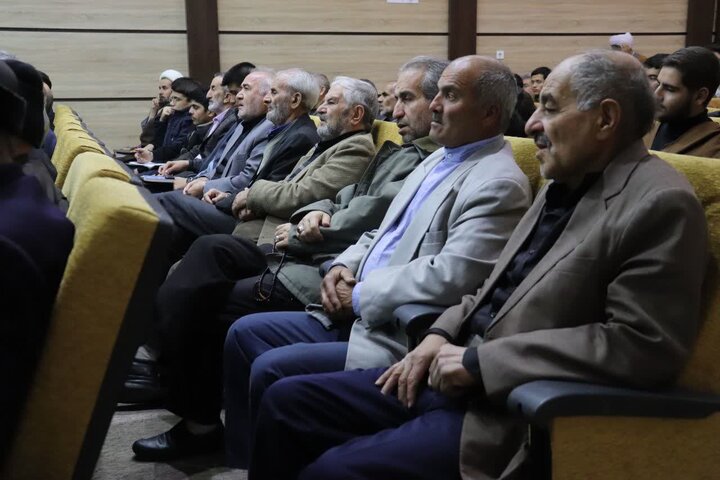 تصاویر/ سلسله نشست‌های شرح و تفسیر نهج البلاغه در ارومیه