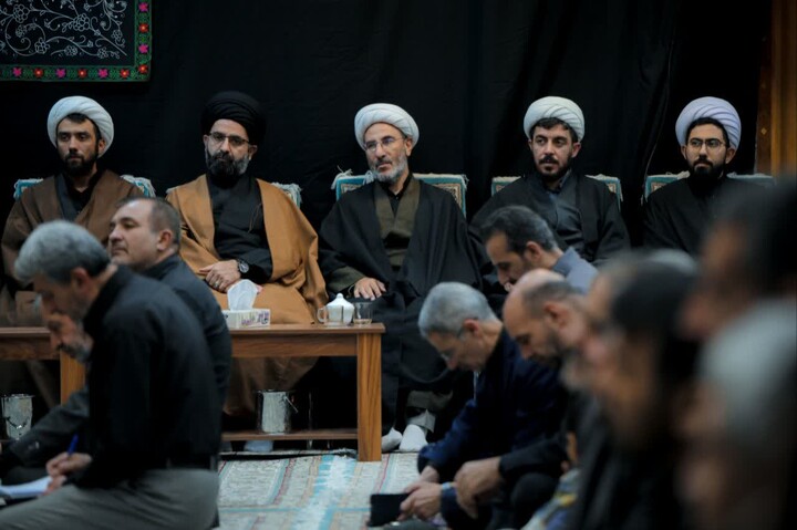 تصاویر/ سومین شب از مراسم سوگواری ایام فاطمیه مسجد جنرال ارومیه