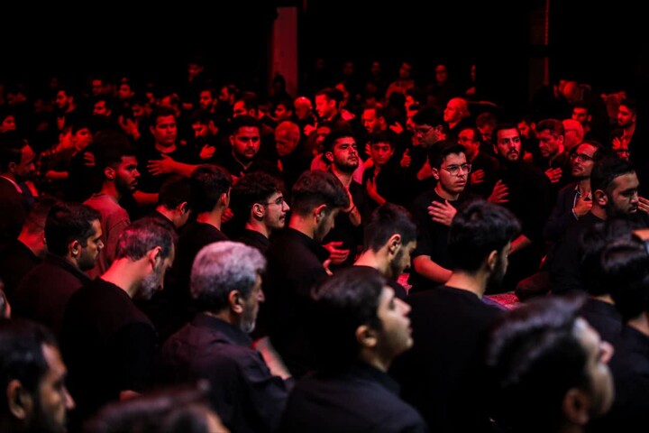 تصاویر/ سومین شب از مراسم سوگواری ایام فاطمیه مسجد جنرال ارومیه