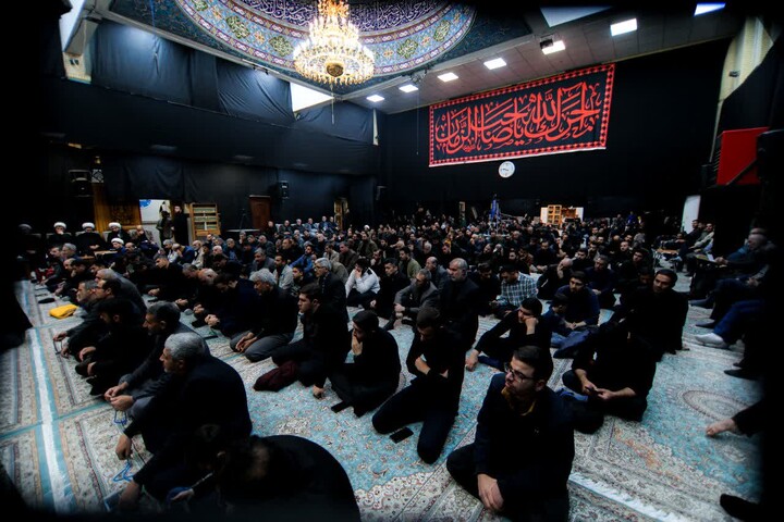 تصاویر/ سومین شب از مراسم سوگواری ایام فاطمیه مسجد جنرال ارومیه