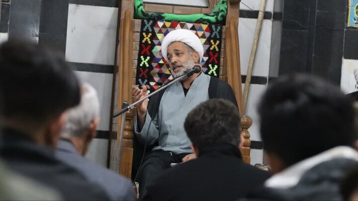 تصاویر/ سومین شب از سوگواری ایام فاطمیه در شاهین دژ