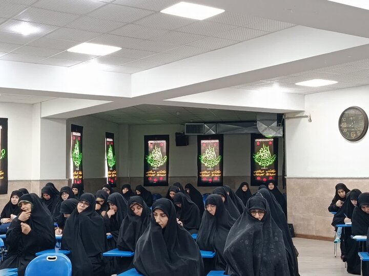 تصاویر/ مراسم عزاداری ایام فاطمیه در مدرسه علمیه الزهرا (س) ارومیه