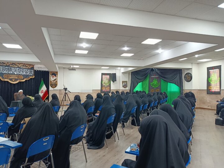 تصاویر/ مراسم عزاداری ایام فاطمیه در مدرسه علمیه الزهرا (س) ارومیه