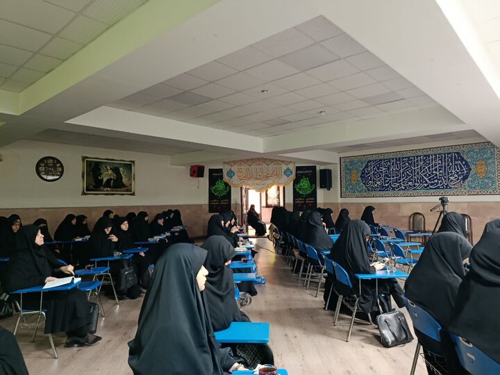 تصاویر/ مراسم عزاداری ایام فاطمیه در مدرسه علمیه الزهرا (س) ارومیه