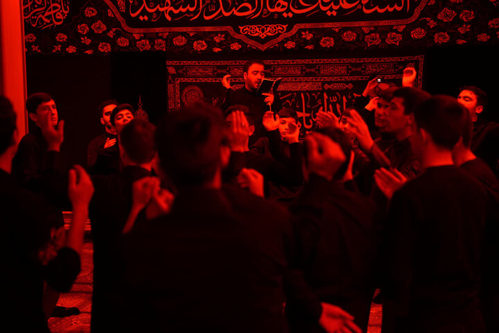 تصاویر/ عزاداری دهه اول فاطمیه در مدرسه علمیه امام صادق (ع) نقده