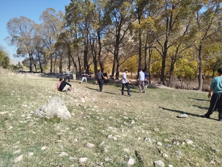 تصاویر/ اردوی یک روزه طلاب و اساتید مدرسه علمیه امام علی علیه السلام سلماس