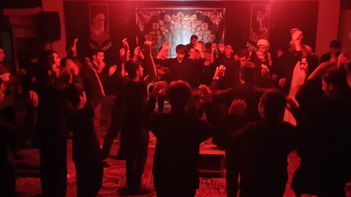 تصاویر/ مراسم عزاداری ایام فاطمیه در مدرسه علمیه امام خمینی (ره) خوی