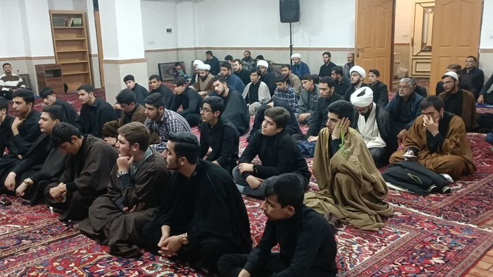 تصاویر/ مراسم عزاداری ایام فاطمیه در مدرسه علمیه امام خمینی (ره) خوی