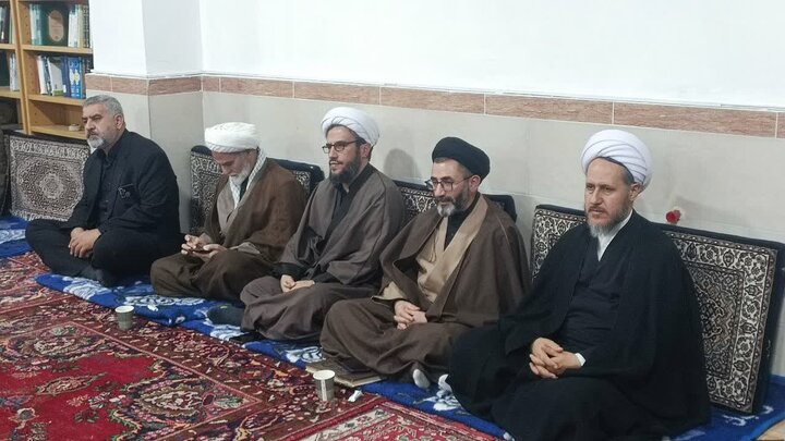 تصاویر/ مراسم عزاداری ایام فاطمیه در مدرسه علمیه امام خمینی (ره) خوی