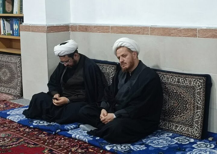 تصاویر/ جلسه اخلاق طلاب مدرسه علمیه امام خمینی (ره) خوی