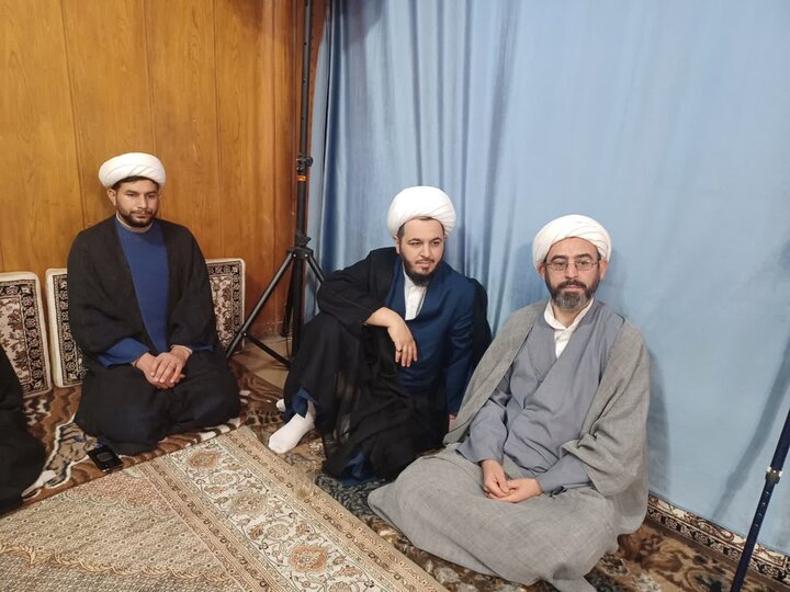 تصاویر/  جلسه اخلاق مدرسه علمیه آیت الله نمازی خوی