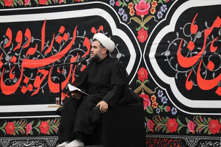 تصاویر/ عزاداری دهه اول فاطمیه در مصلای امام خمینی (ره) ارومیه