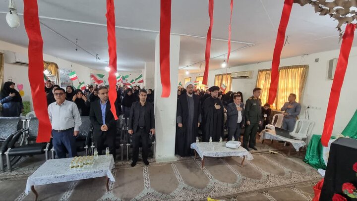 تصاویر/ افتتاح طرح ملی لاله‌های روشن در گناوه