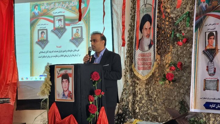 تصاویر/ افتتاح طرح ملی لاله‌های روشن در گناوه