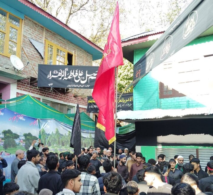 حضرت فاطمہ زہرا (س) کی عبادت، عفت، حیا اور ولایت سے وابستگی کو اپنی زندگی کا نمونہ بنائیں، حجت الاسلام سید دست نقوی