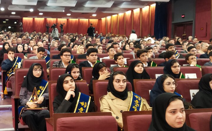 تصاویر/ همایش شصت و سومین سال جایزه البرز