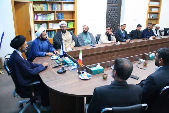 تصاویر/ معارفه مسئول جدید اتحادیه انجمن‌های اسلامی دانش‌آموزان شهرستان اردکان