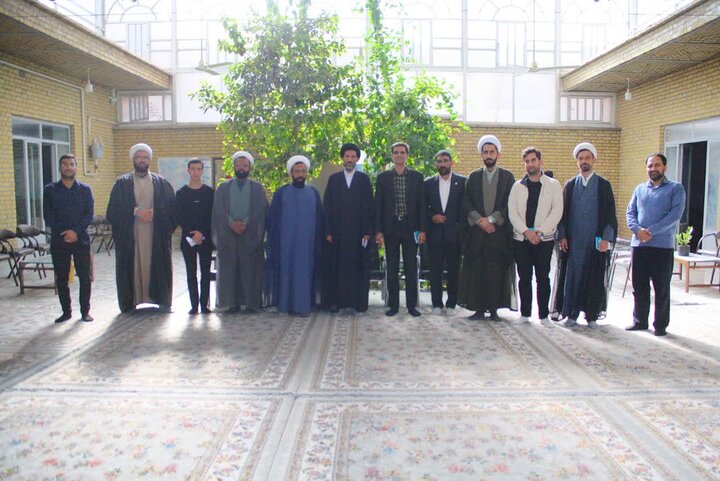 تصاویر/ معارفه مسئول جدید اتحادیه انجمن‌های اسلامی دانش‌آموزان شهرستان اردکان