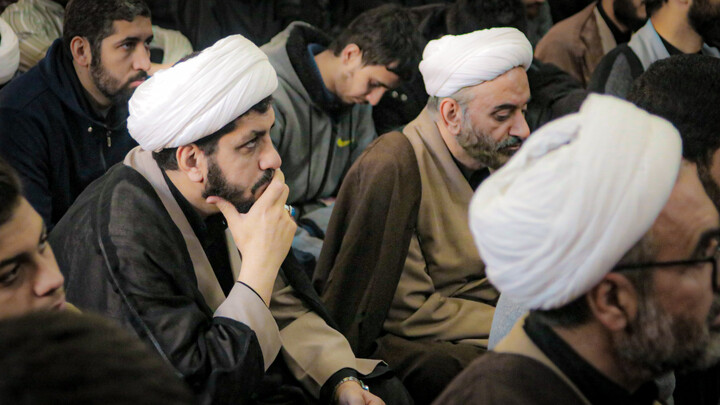 تصاویر/مراسم عزاداری ایام فاطمیه با سخنرانی حجت‌الاسلام پناهیان در مسجد مدرسه علمیه آیت‌الله آخوند همدانی برگزار شد