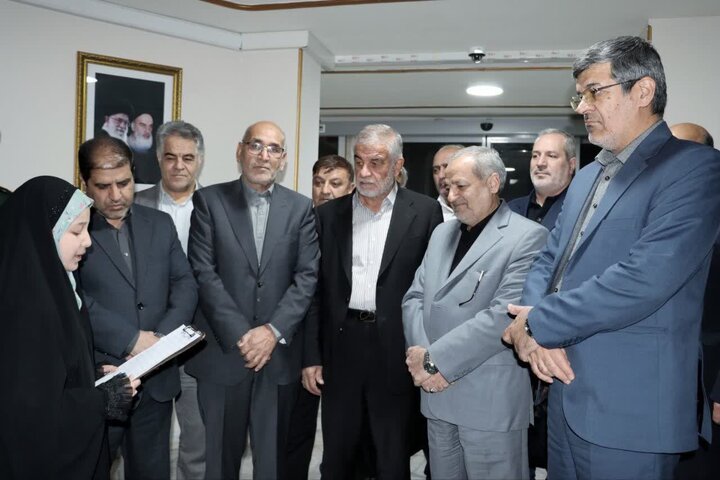 حوزه/ ورود وزیر آموزش و پرورش به یزد و دیدار با آیت الله ناصری