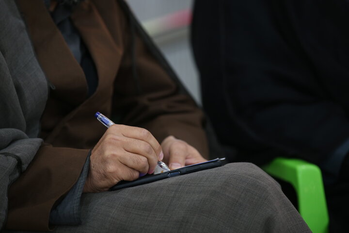 تصاویر| برگزاری جلسه جامعه روحانیت شیراز با حضور مسئول مرکز ارتباطات حوزه و نظام