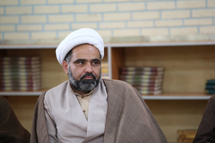 تصاویر| برگزاری جلسه جامعه روحانیت شیراز با حضور مسئول مرکز ارتباطات حوزه و نظام