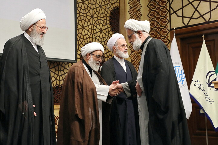 تصاویر/ اجلاسیه اساتید حوزه علمیه قم