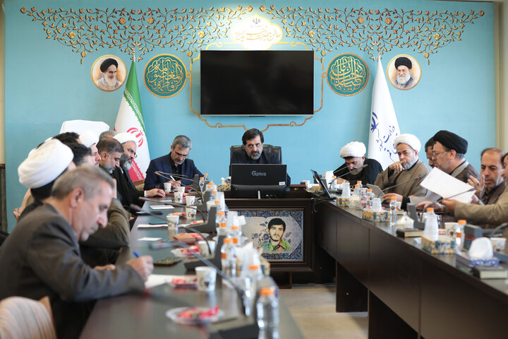 تصاویر/ جلسه ستاد عالی مسابقات معارفی به ریاست استاندار قم