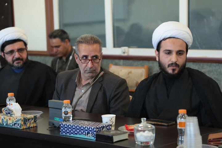 تصاویر/ جلسه ستاد عالی مسابقات معارفی به ریاست استاندار قم