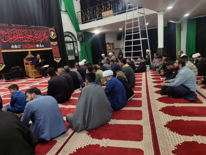 تصاویر/آئین عباگذاری طلاب جدید الورود مدرسه علمیه نورآباد