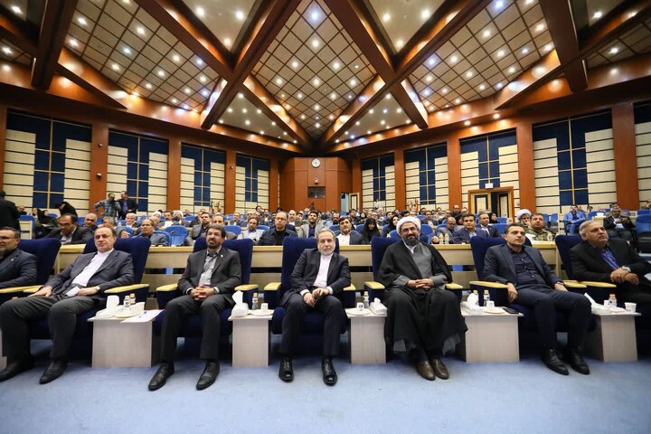 تصاویر / شورای اداری همدان با حضور وزیر امور خارجه