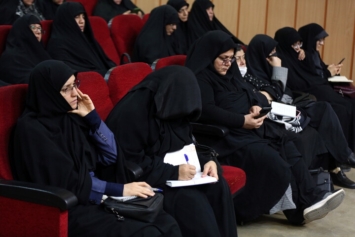 تصاویر/ همایش زن خانواده و کنشگری مسئولانه