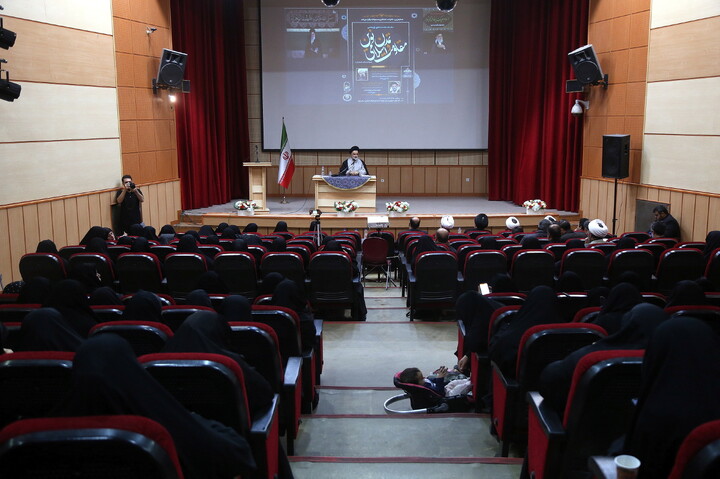 تصاویر/ همایش زن خانواده و کنشگری مسئولانه