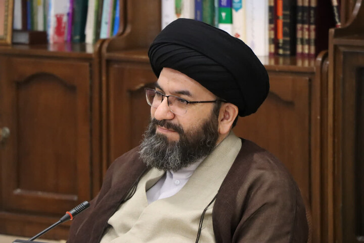 تصاویر/ جلسه بررسی روند طراحی زائرسرای بنیاد زائر زنجان در مشهد مقدس