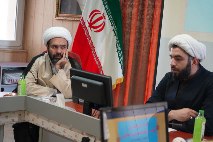 تصاویر / نشست هم‌اندیشی تولید برنامه تلویزیونی نوآوین (روایت پیشرفت) در زنجان