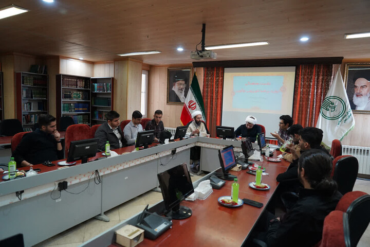 تصاویر / نشست هم‌اندیشی تولید برنامه تلویزیونی نوآوین (روایت پیشرفت) در زنجان