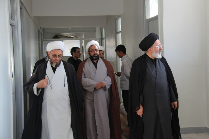 تصاویر/ بازدید مدیر کل اوقاف و امور خیریه آذربایجان شرقی از حوزه علمیه امام صادق (ع) اهر