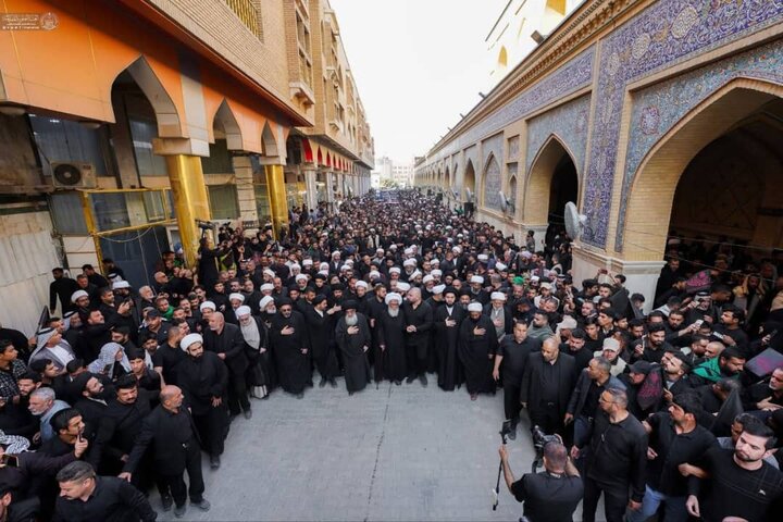 নাজাফে আশরাফে ফাতেমিয়া শোক মিছিলের দশম পর্বে হজরত আয়াতুল্লাহ আল-উজমা হাফিজ বশীর হুসাইন নাজাফি (দা.যি.ও) -এর অংশগ্রহণ