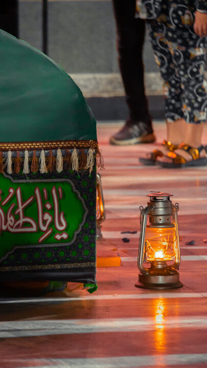 تصاویر/ عزاداری هیئت مسجد الزهرای احمدآباد به مناسبت شهادت حضرت فاطمه (س) در نجف ایران