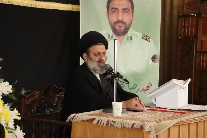 تصاویر/چهلم شهدای مدافع امنیت در مسجد سیدها اراک