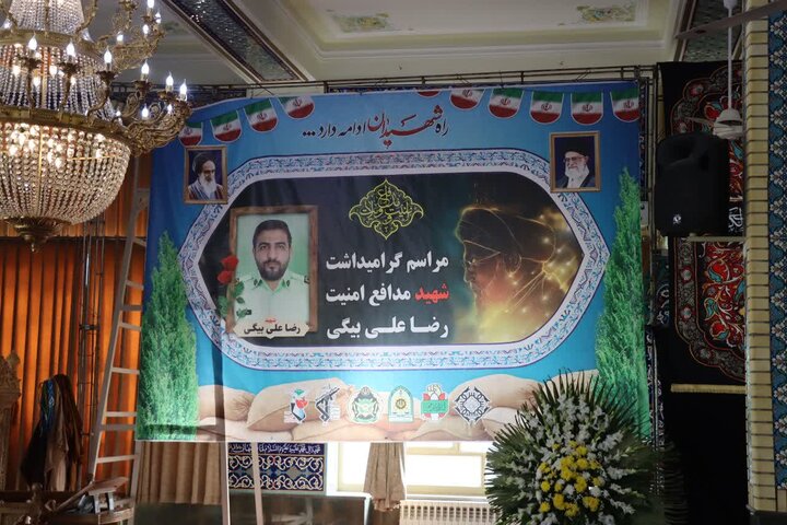 تصاویر/چهلم شهدای مدافع امنیت در مسجد سیدها اراک