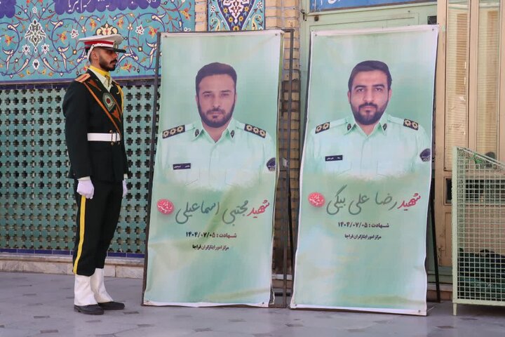 تصاویر/چهلم شهدای مدافع امنیت در مسجد سیدها اراک