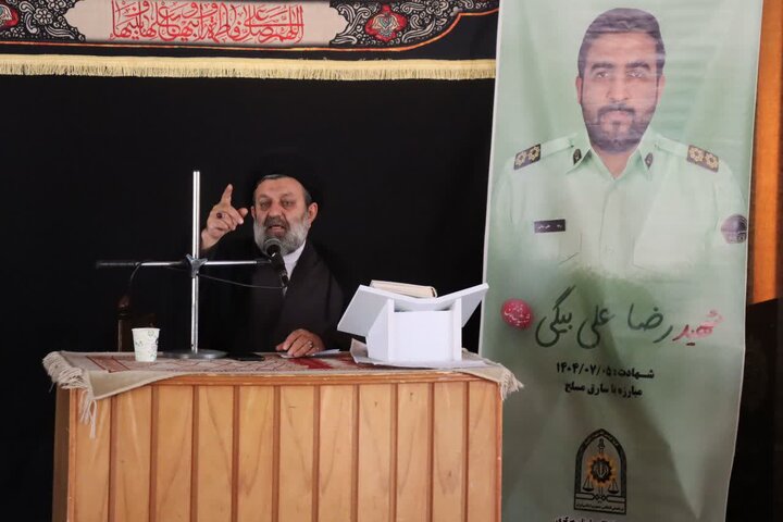 تصاویر/چهلم شهدای مدافع امنیت در مسجد سیدها اراک