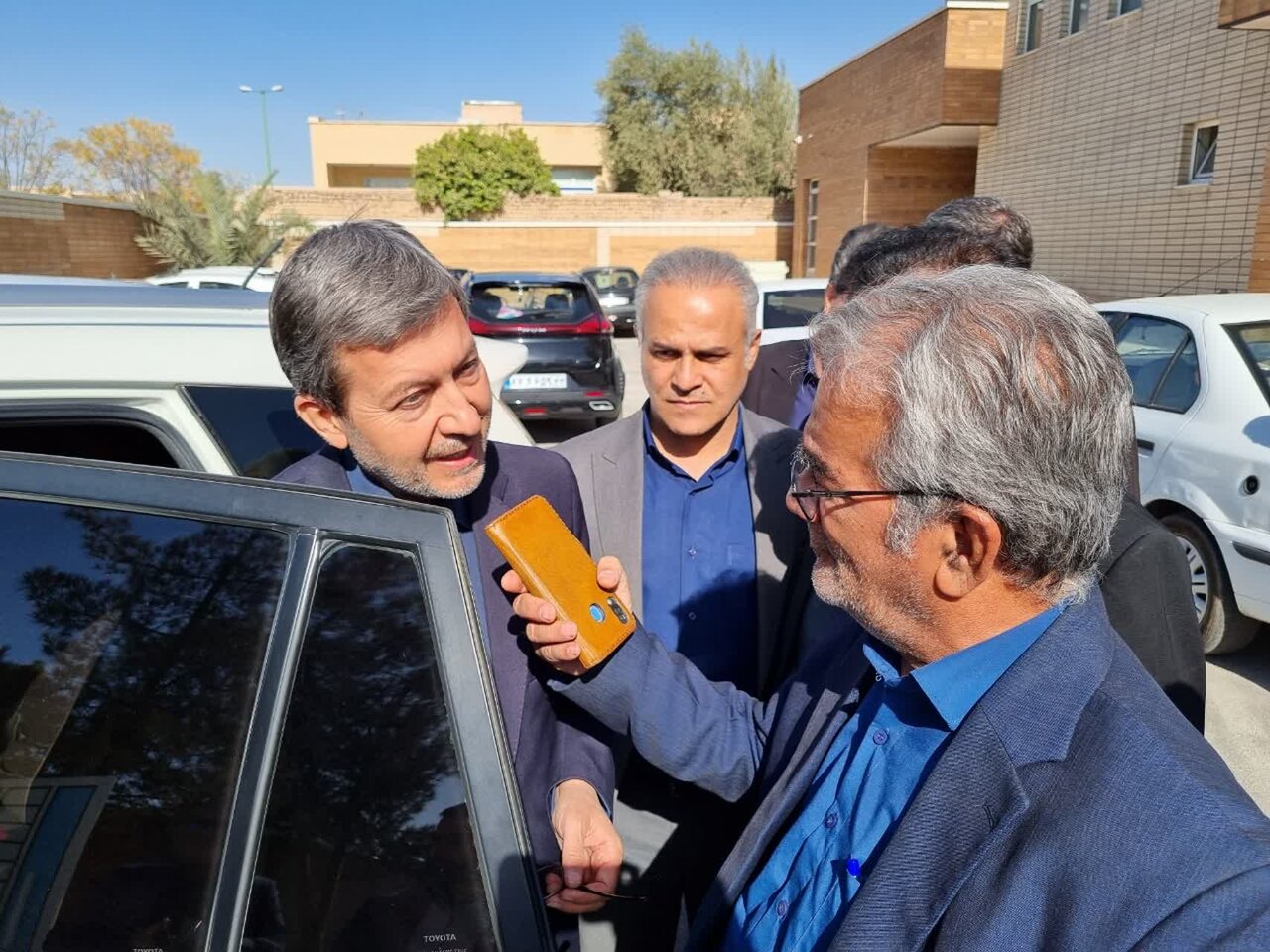 هشدار استاندار اصفهان به مدیران کم‌کار در حوزه جوانی جمعیت