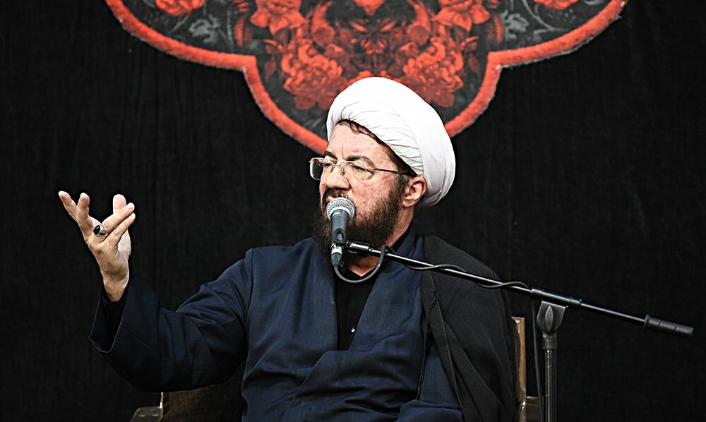 حضرت زهرا (س) تجلی کامل برکت الهی در عالم است