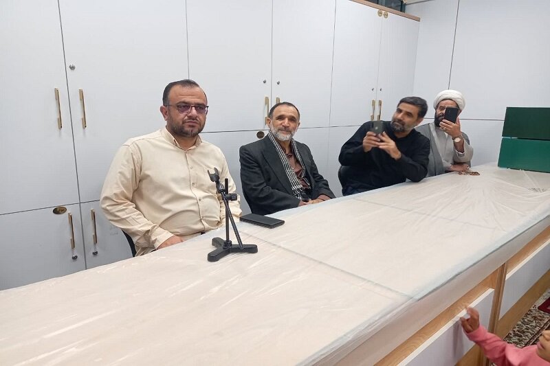 ۳۲ خانواده طلبه کرمانشاهی میهمان بارگاه ملکوتی امام رضا(ع) شدند+ تصاویر