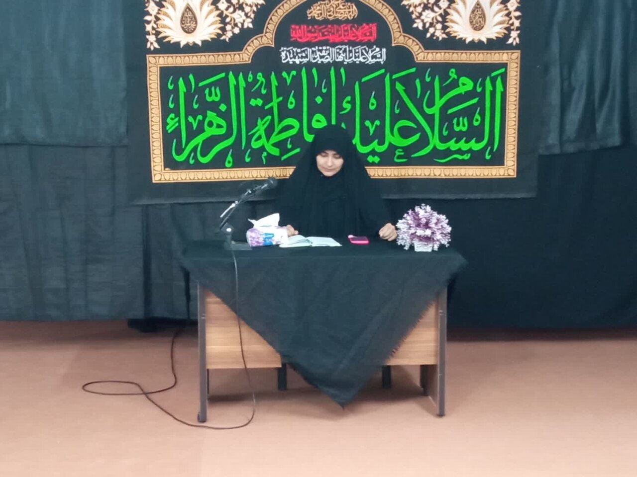 تجدید بیعت طلاب مدرسه علمیه فاطمه‌الزهرا اراک با حضرت زهرای مرضیه(س)