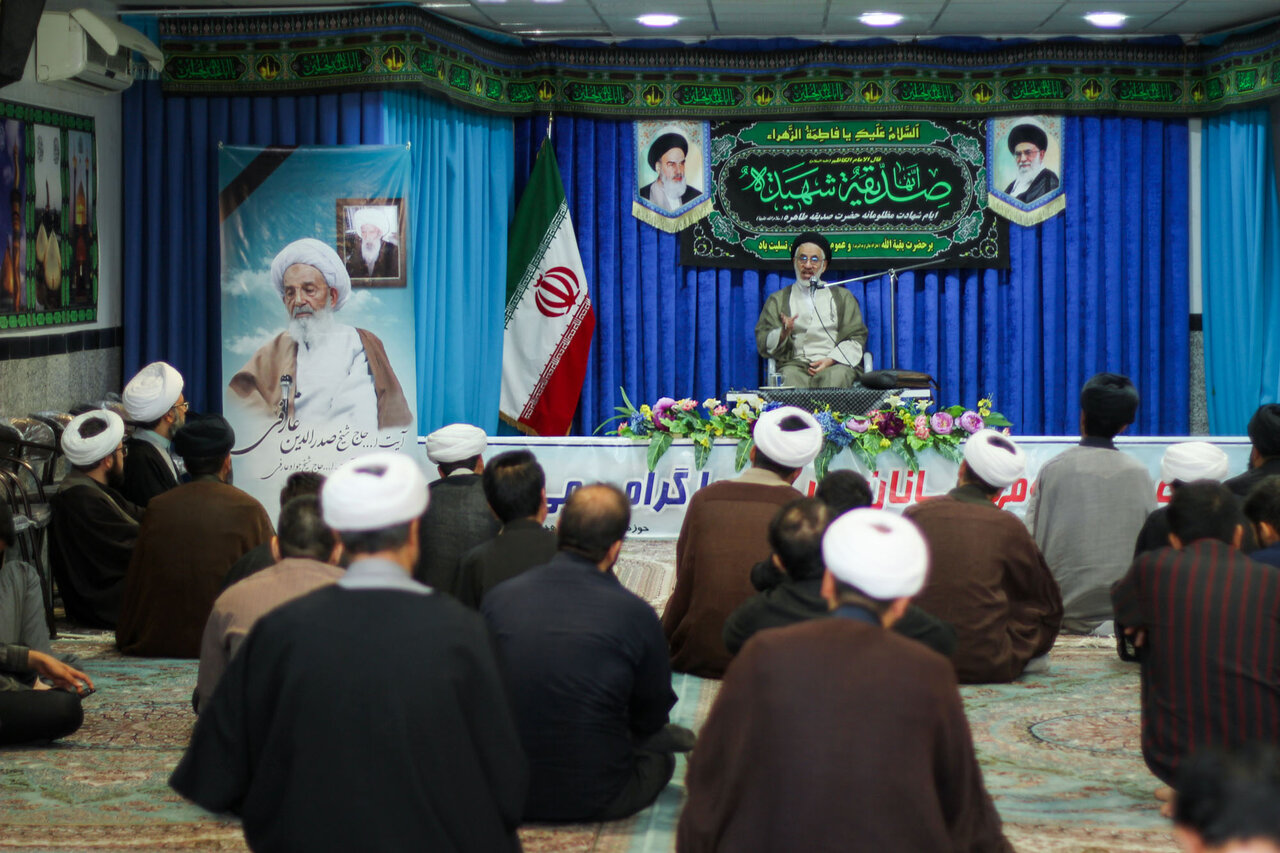 علم بدون تقوا خطرناک‌تر از بی‌علمی است+تصاویر