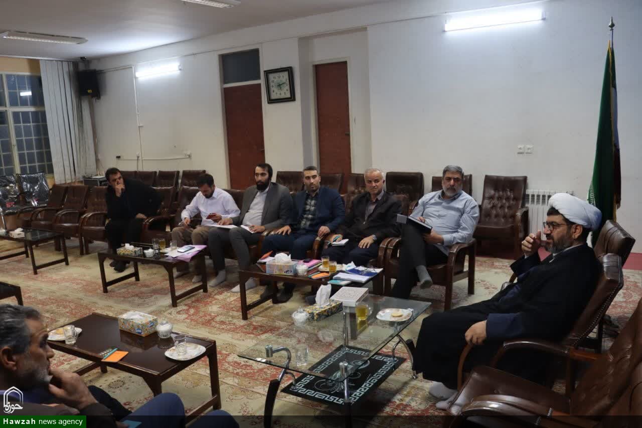 نشست هم‌اندیشی ستاد نماز جمعه ابهر با محوریت برنامه‌های فاطمیه برگزار شد+ عکس